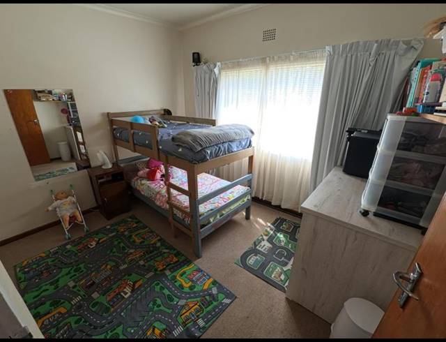 3 BEDROOM HOUSE FOR SALE IN GEORGE EAST